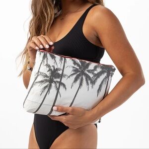 Aloha Collection Pouch - Kalapana